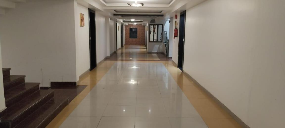 Hotel Surya Continental Lucknow Exterior foto